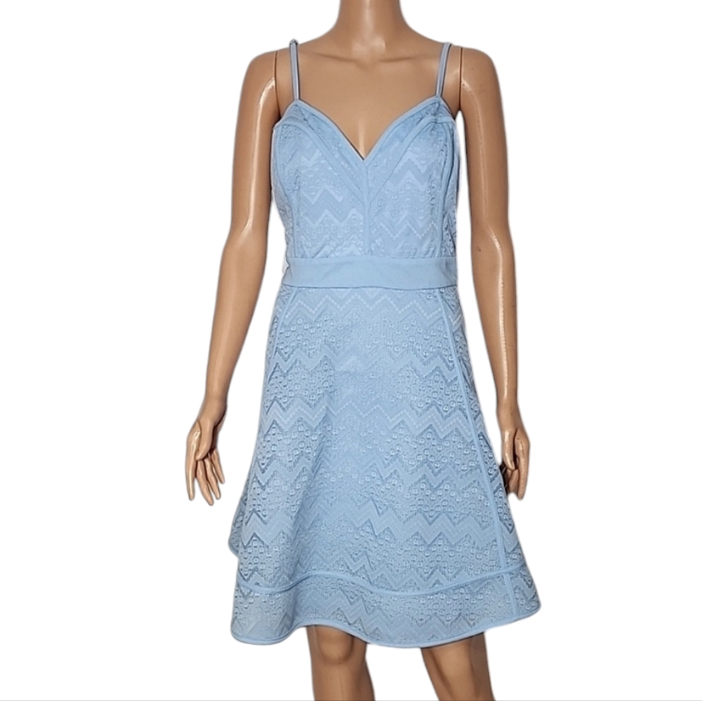Fashion to figure Lace Fit and flare dress Blue Plus Size 1X NWT - Picture 2 of 16